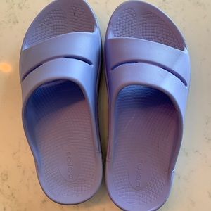 Oofos sandals